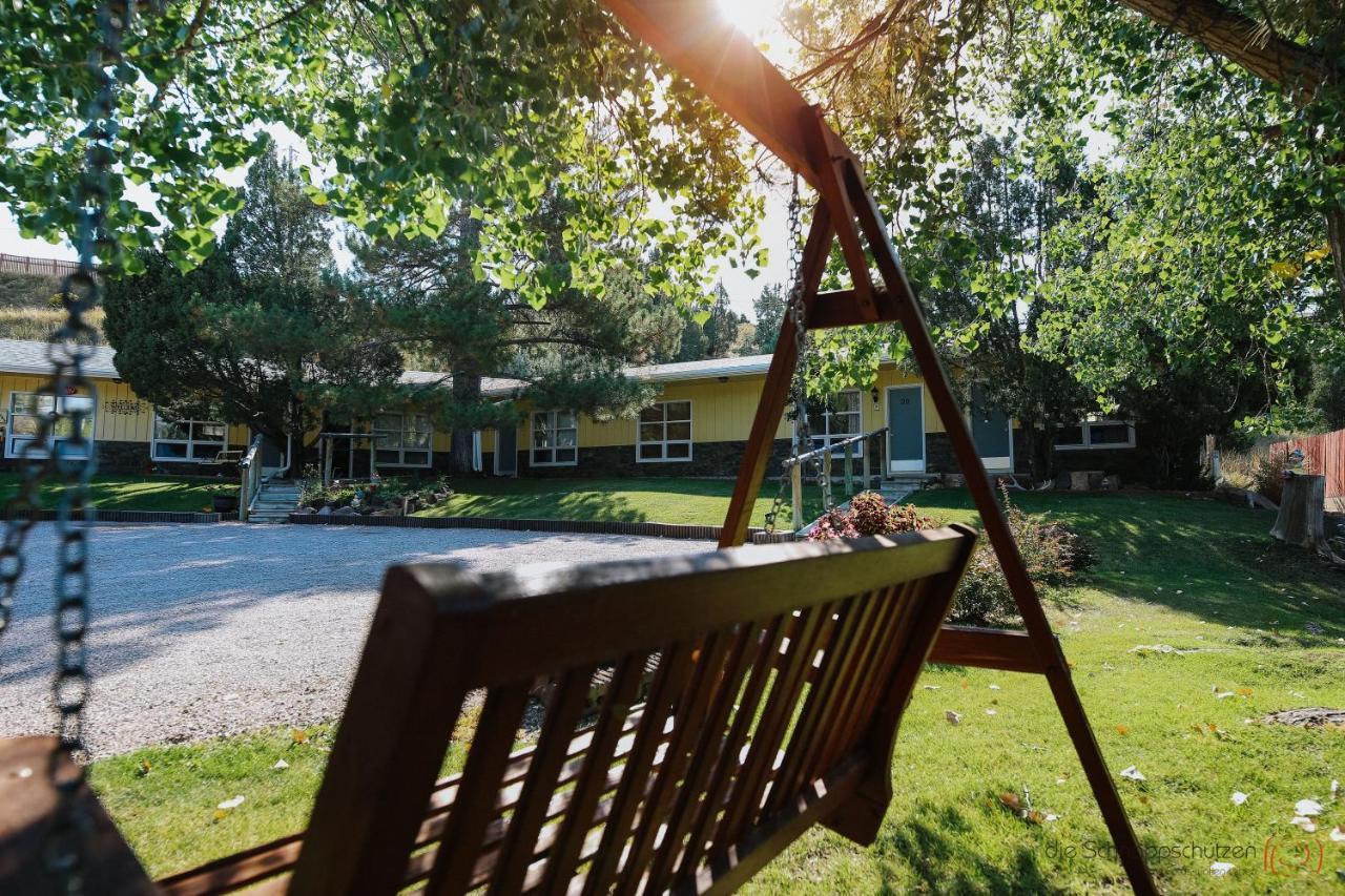 The Pines Country Inn Newcastle Экстерьер фото