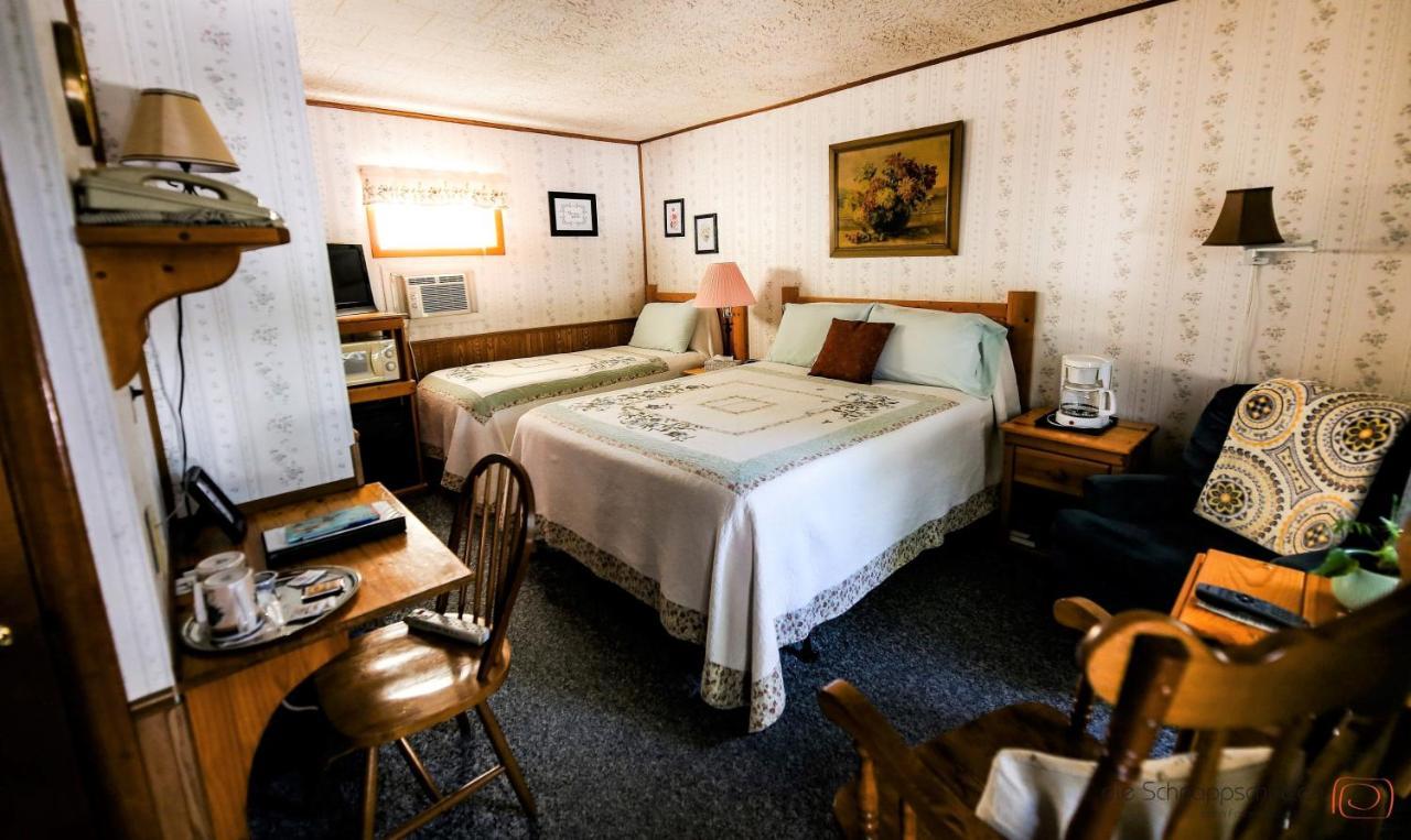 The Pines Country Inn Newcastle Экстерьер фото