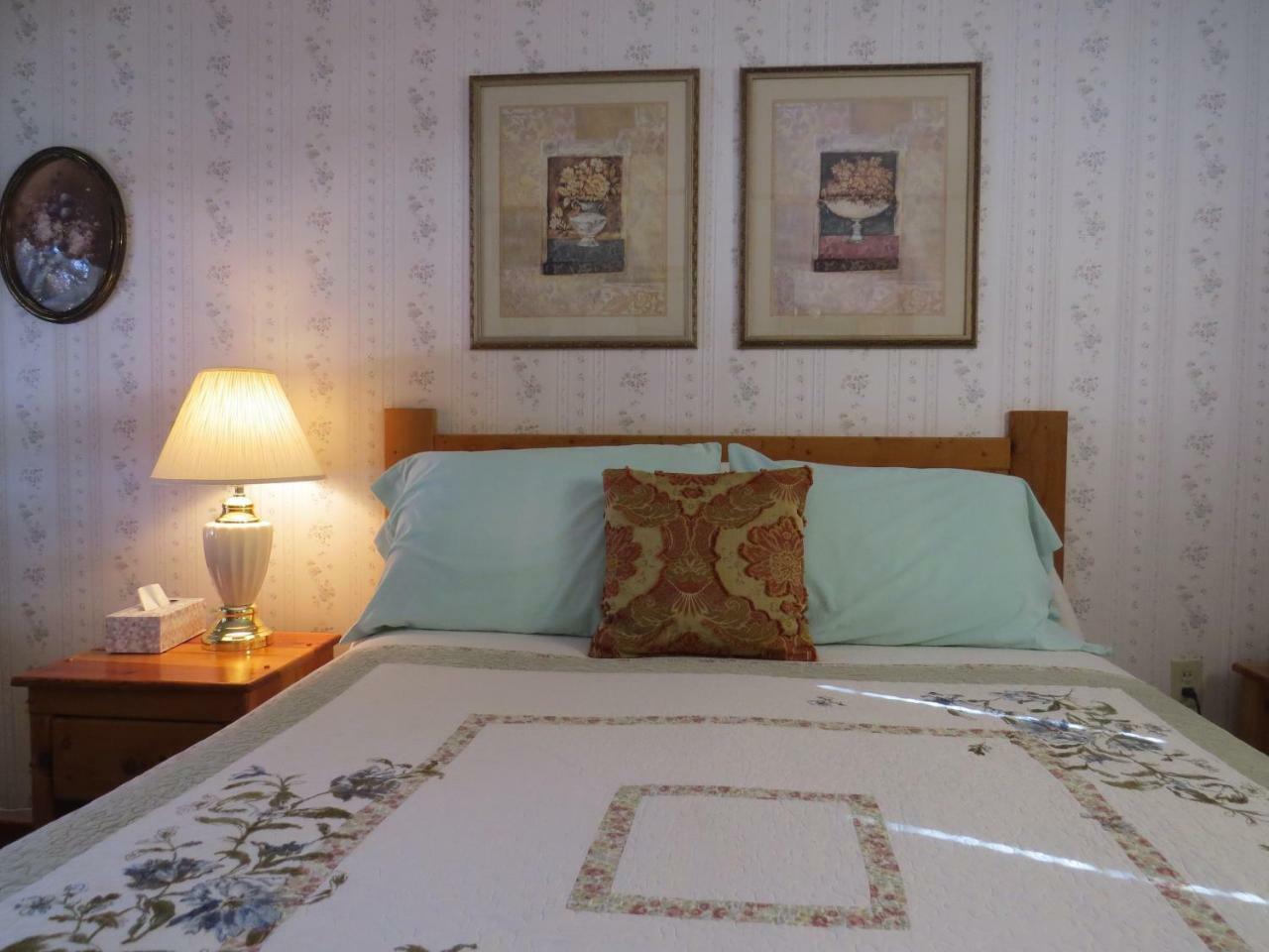The Pines Country Inn Newcastle Экстерьер фото